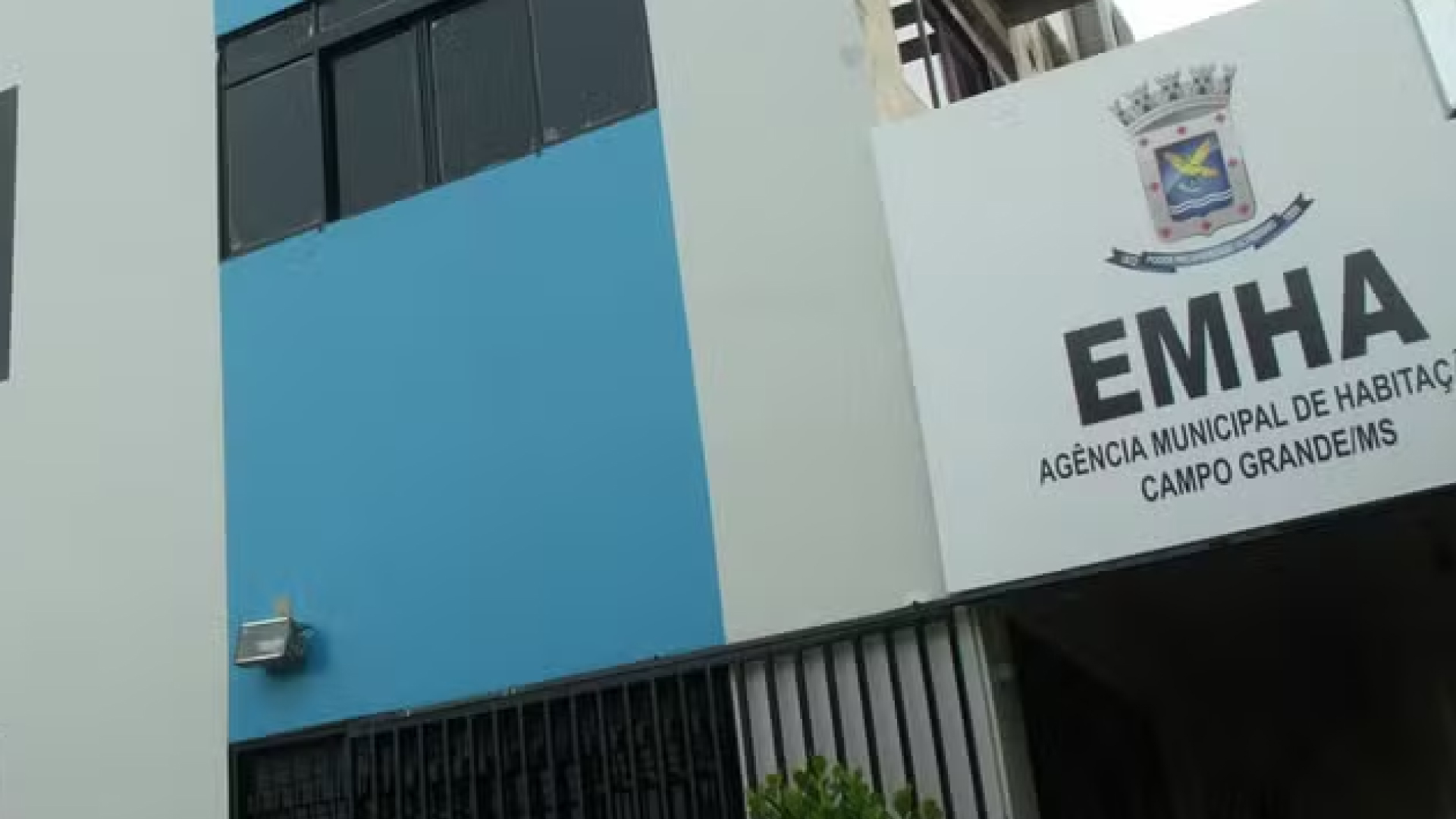 Servidores da Emha são investigados por suspeita de propina e coação na regularização de imóveis