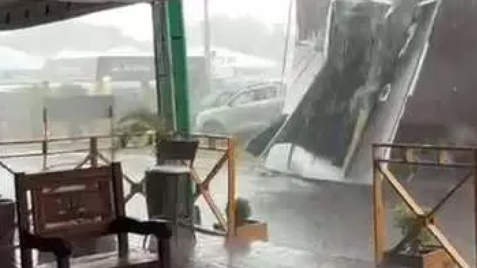 Temporal atinge Campo Grande, destrói estruturas e provoca cancelamento no encerramento da Expogrande