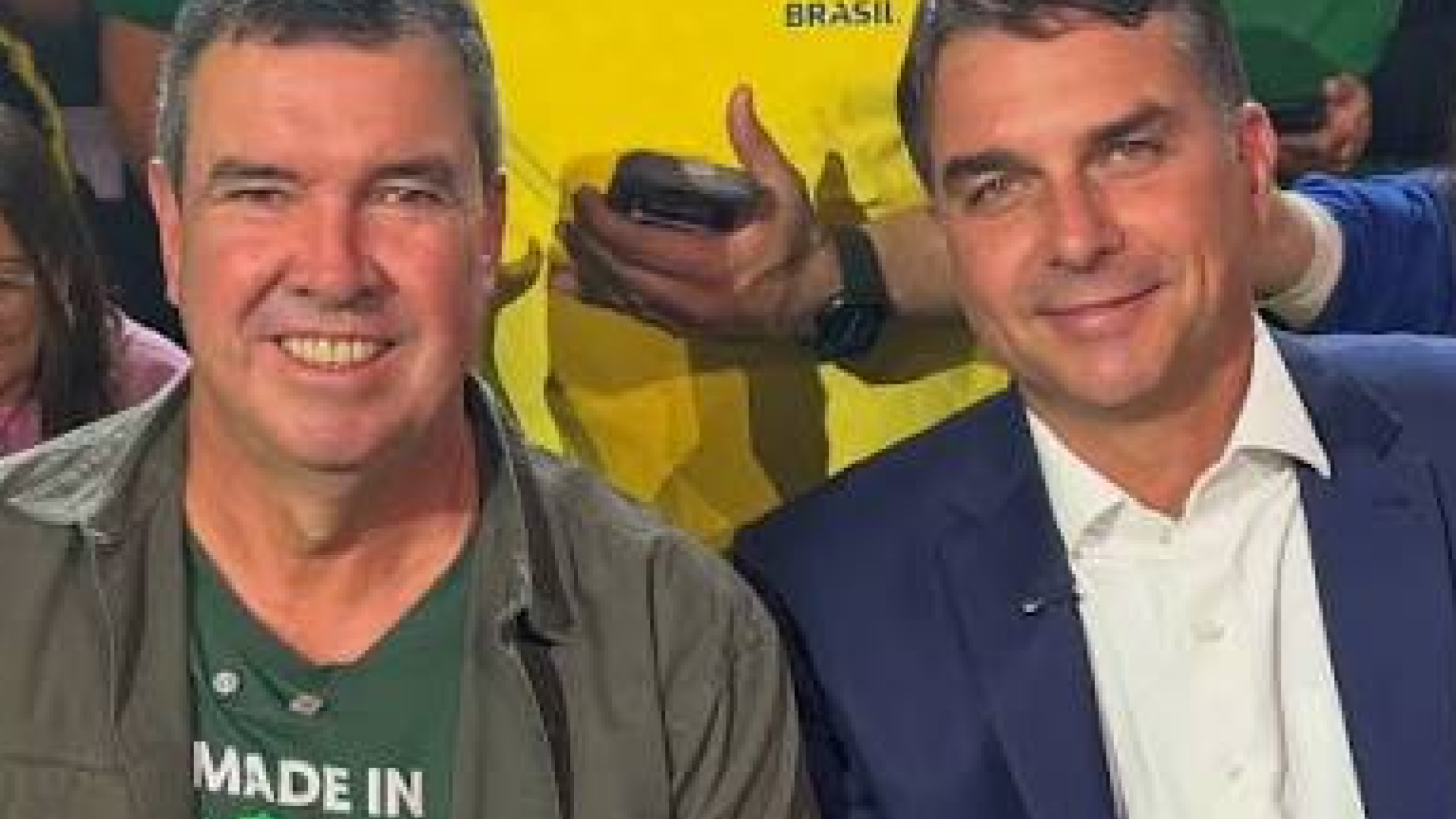Governador Eduardo Riedel projeta união da direita e consolida apoio a Flávio Bolsonaro